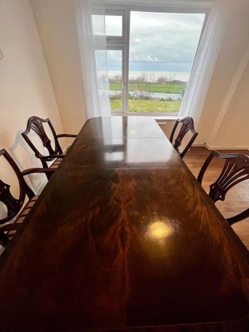 Romantic 4 Bedroom Seafront Nature Folkestone