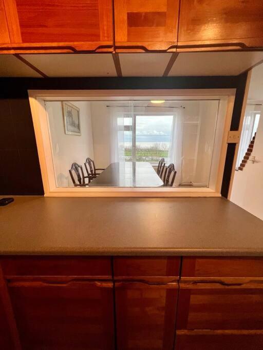 Romantic 4 Bedroom Seafront Nature