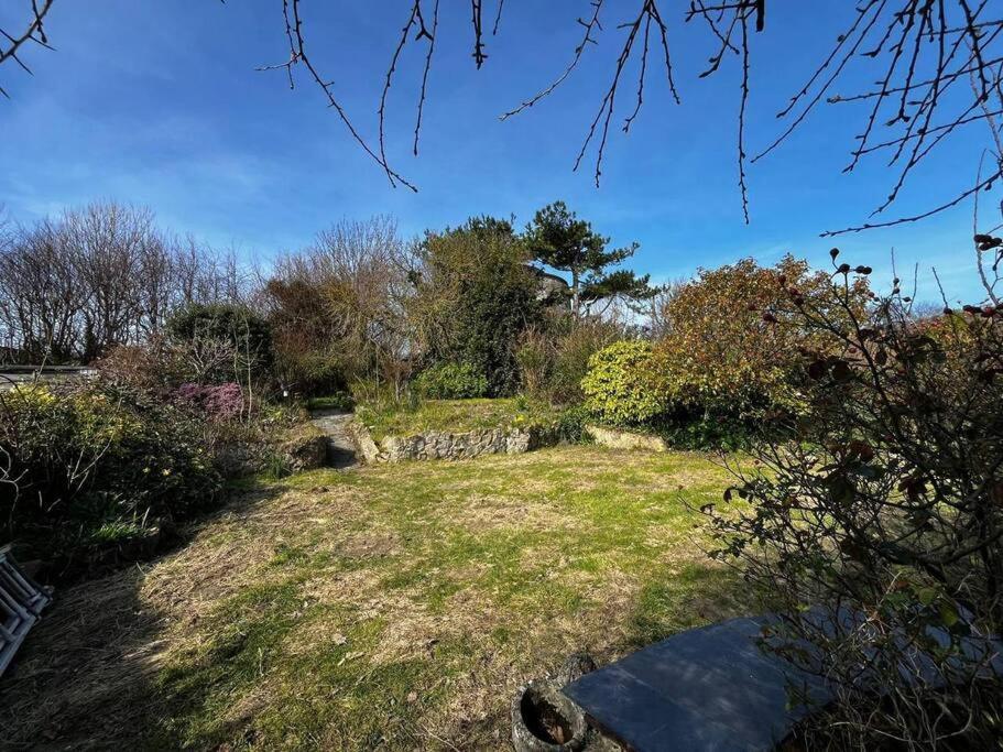 Romantic 4 Bedroom Seafront Nature * Folkestone