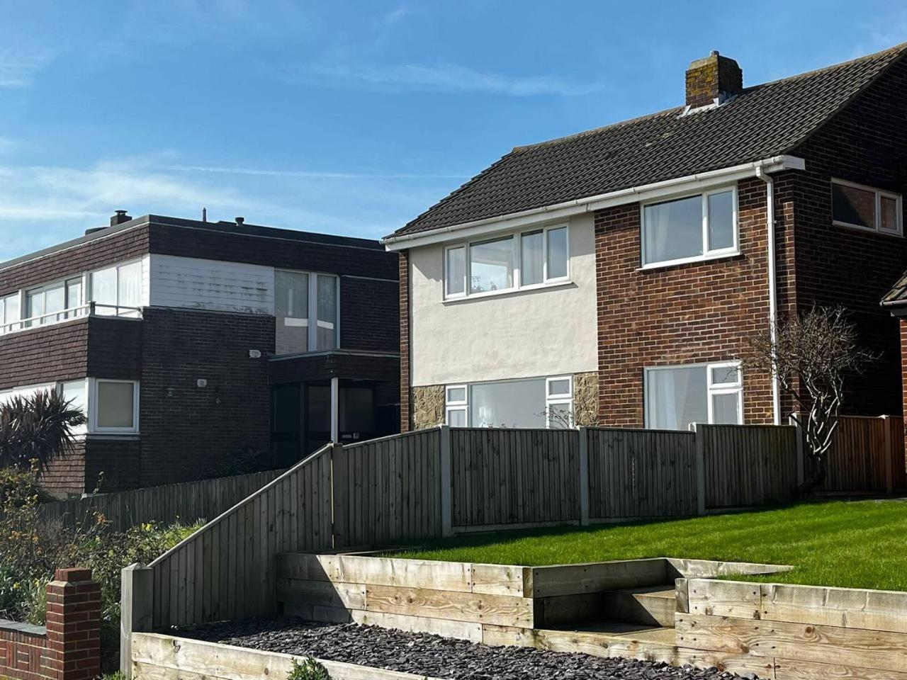 Holiday home Romantic 4 Bedroom Seafront Nature
